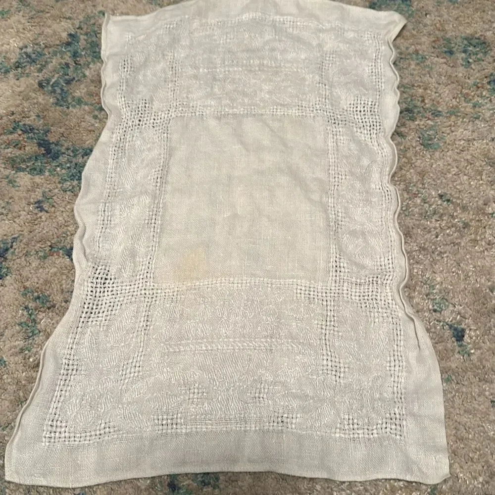 Vintage Table Linens (patterned napkins) Lot of 5